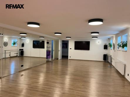 1. sportovní sál | Pronájem - obchodní prostor, 192 m²