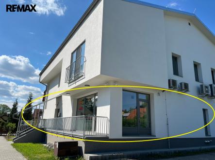 přízemní komerční prostor | Pronájem - obchodní prostor, 206 m²