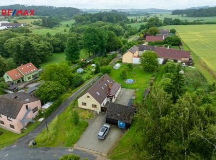 ciz-1-1.jpg | Prodej - dům/vila, 189 m²