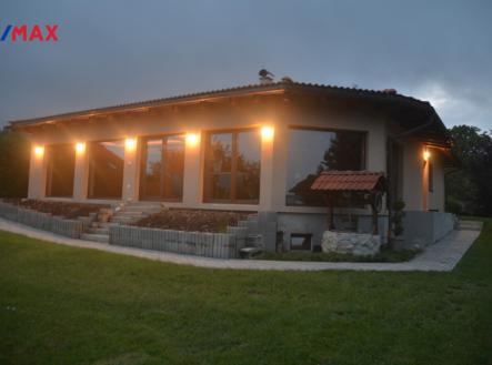 dsc-0007.jpg | Prodej - dům/vila, 228 m²