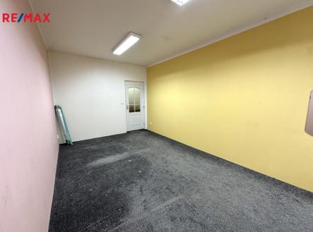 img-6379.jpeg | Pronájem - kanceláře, 20 m²