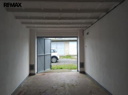 3.jpg | Prodej - malý objekt/garáž