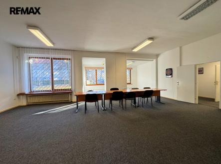 Pronájem - kanceláře, 166 m² obrázek