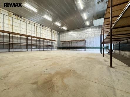 img-3425.jpg | Pronájem - skladovací prostor, 232 m²