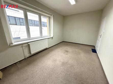 img-6386.jpeg | Pronájem - kanceláře, 17 m²