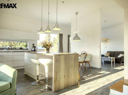 22.jpg | Prodej - dům/vila, 193 m²