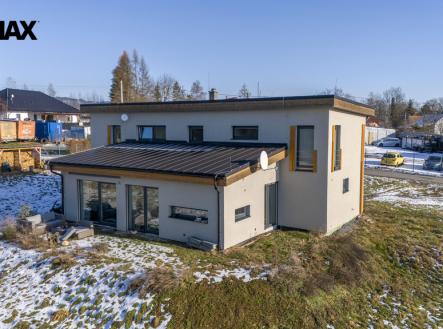 1.jpg | Prodej - dům/vila, 193 m²