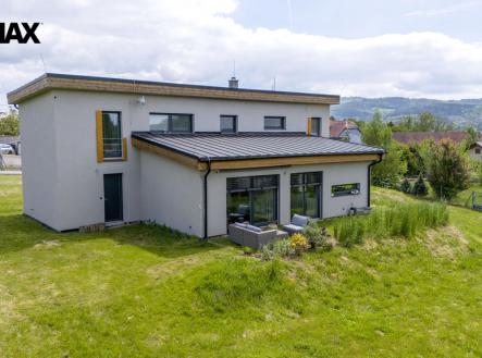 Prodej - dům/vila, 193 m² obrázek