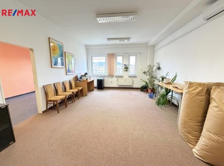 img-6742.jpeg | Prodej - kanceláře, 54 m²