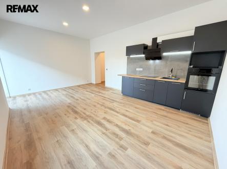 img-5767.jpeg | Pronájem bytu, 2+kk, 99 m²