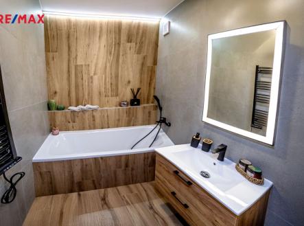 +420 604 191 744 I denisa.myslivcova@re-max.cz | Prodej bytu, 3+1, 67 m²