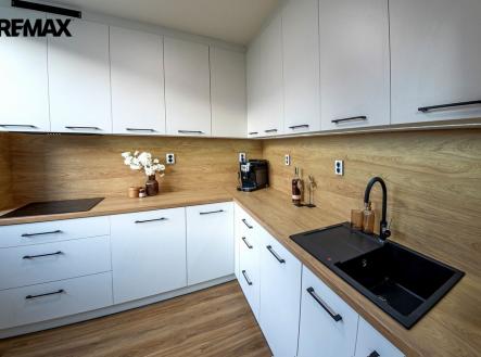 +420 604 191 744 I denisa.myslivcova@re-max.cz | Prodej bytu, 3+1, 67 m²