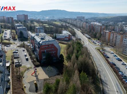 zel-1.jpg | Pronájem bytu, 2+kk, 53 m²