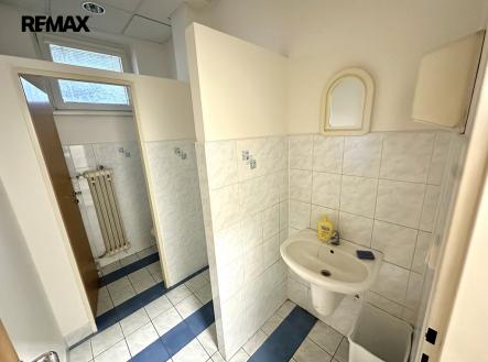 img-4506.jpeg | Pronájem - kanceláře, 46 m²