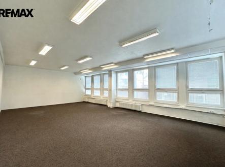 2892a3e5-7ac7-4ee7-bc61-e30d14a25ab0.png | Pronájem - kanceláře, 78 m²