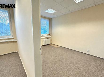 1bd3d5c0-e347-4ea4-974b-e4c024b6a7cc.png | Pronájem - kanceláře, 31 m²