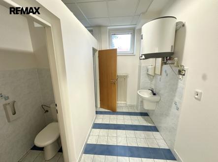 img-4507.jpeg | Pronájem - kanceláře, 31 m²