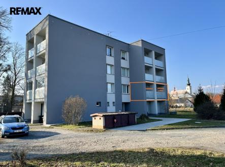 Pohled na dům | Prodej bytu, 3+1, 94 m²