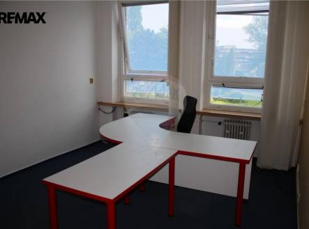img_ea65cb0fbc.jpg | Pronájem - kanceláře, 18 m²