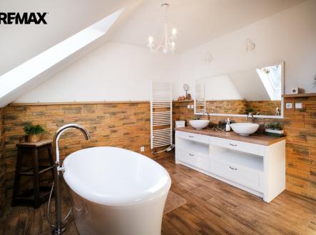 Denisa Myslivcová / 604 191 744 | Prodej - dům/vila, 253 m²