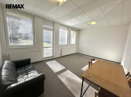 img-2460.jpeg | Pronájem - kanceláře, 41 m²
