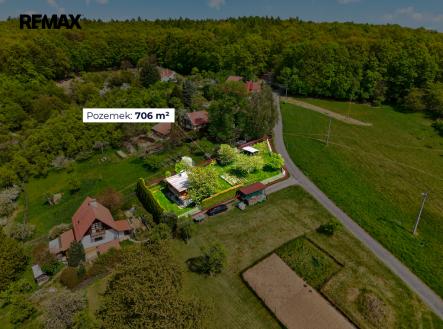 Prodej - pozemek pro bydlení, 708 m² obrázek