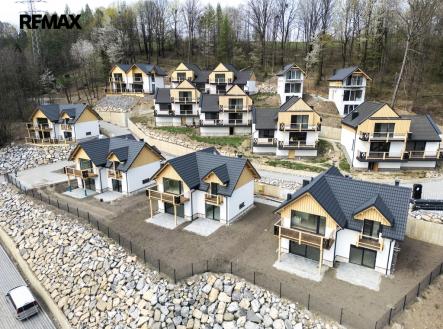 dji-0058jelenica-park-17.04.2026297dron.jpg | Prodej bytu, 3+kk, 67 m²