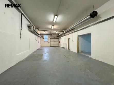 img-2270.jpg | Pronájem - skladovací prostor, 132 m²