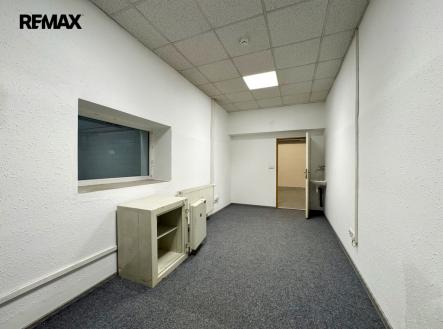 img-2276.jpg | Pronájem - skladovací prostor, 132 m²