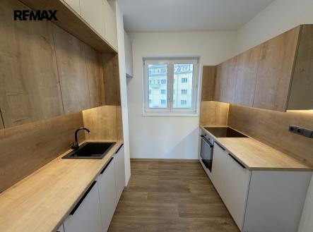 fotkaa.jpeg | Pronájem bytu, 2+1, 37 m²