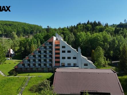 dji-20260524154329-0002-d.jpg | Prodej - hotel, 12 866 m²