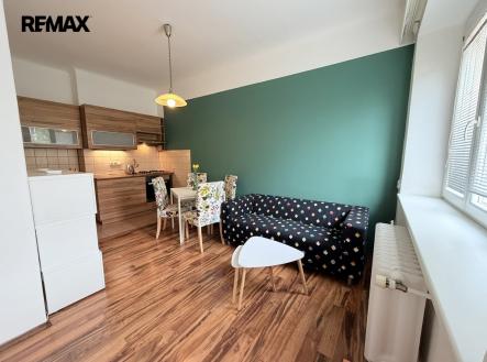 img-9764.jpeg | Pronájem bytu, 2+kk, 45 m²