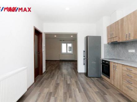 kuchyň s obývací místností | Pronájem bytu, 3+1, 86 m²