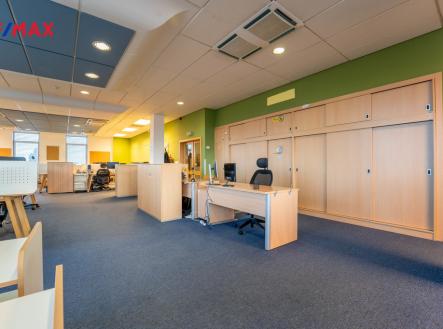 4-2.jpg | Pronájem - obchodní prostor, 540 m²