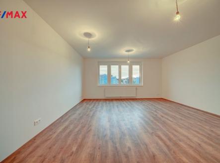 1.jpg | Pronájem bytu, 1+kk, 39 m²