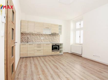 kuchyň 19 m2 | Pronájem bytu, 2+1, 59 m²