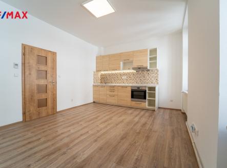 10.jpg | Pronájem bytu, 2+1, 59 m²