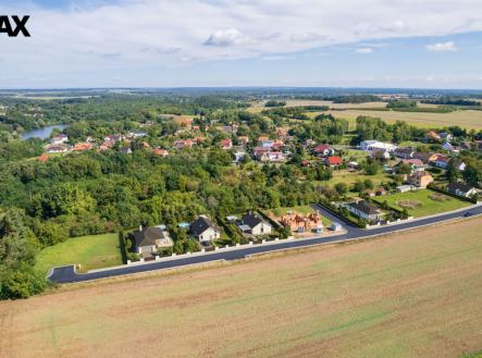 view-1-d02-37.jpg | Prodej - pozemek pro bydlení, 879 m²