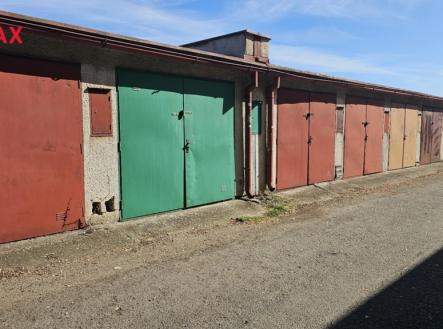 ec1ab8d7-68f6-440b-9503-e534ce1c81df.jpeg | Prodej - malý objekt/garáž