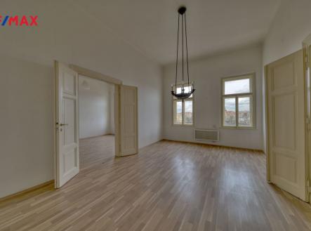 prostřední pokoj | Prodej bytu, 3+1, 115 m²