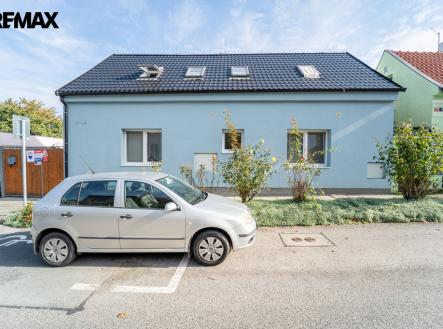 Dům z ulice | Prodej - dům/vila, 197 m²