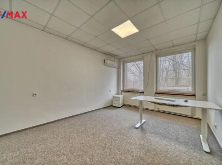 dsc-9044-67.jpg | Pronájem - kanceláře, 18 m²