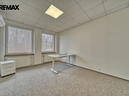 dsc-9035-66.jpg | Pronájem - kanceláře, 18 m²