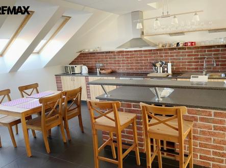 2.jpg | Pronájem bytu, 2+kk, 85 m²