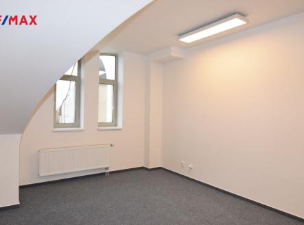 dsc-0010-1.jpg | Pronájem - kanceláře, 29 m²