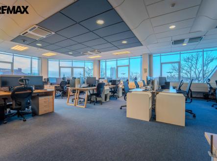 3-2.jpg | Pronájem - obchodní prostor, 540 m²