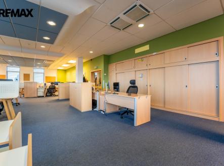 4-2.jpg | Pronájem - obchodní prostor, 540 m²