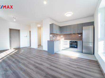 Obývací pokoj s kuchyní | Pronájem bytu, 3+kk, 106 m²