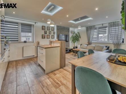 dsc-7588-1.jpg | Prodej bytu, 3+kk, 75 m²