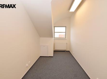 dsc-0003-1.jpg | Pronájem - kanceláře, 12 m²
